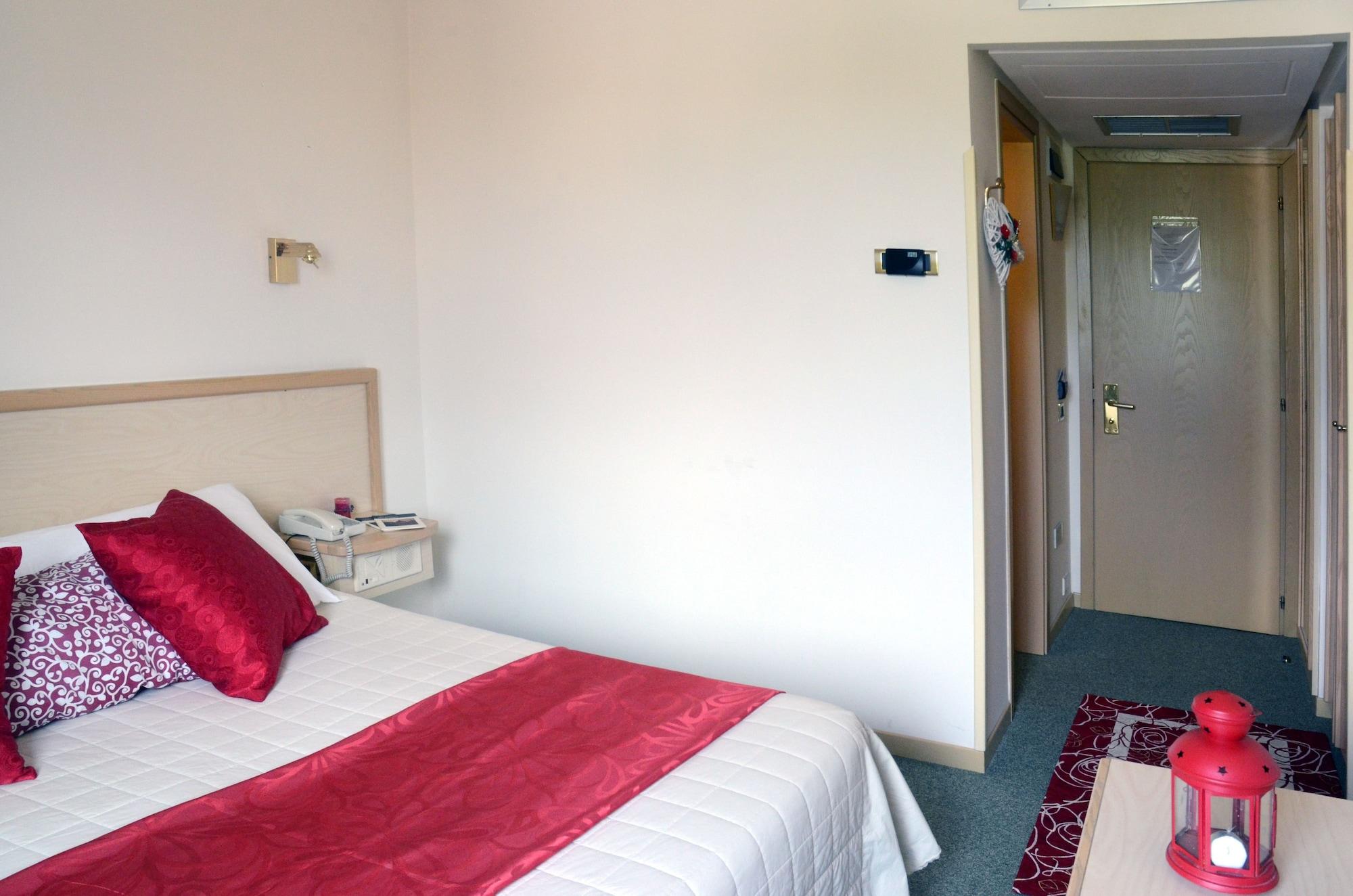 Hotel Bassetto Ferentino Kültér fotó