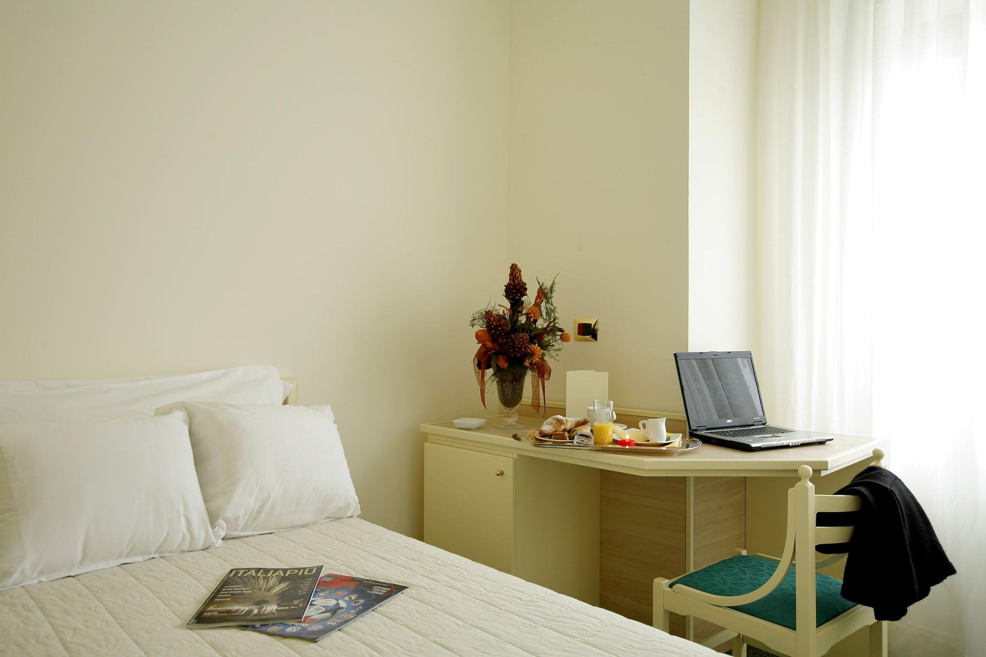 Hotel Bassetto Ferentino Kültér fotó