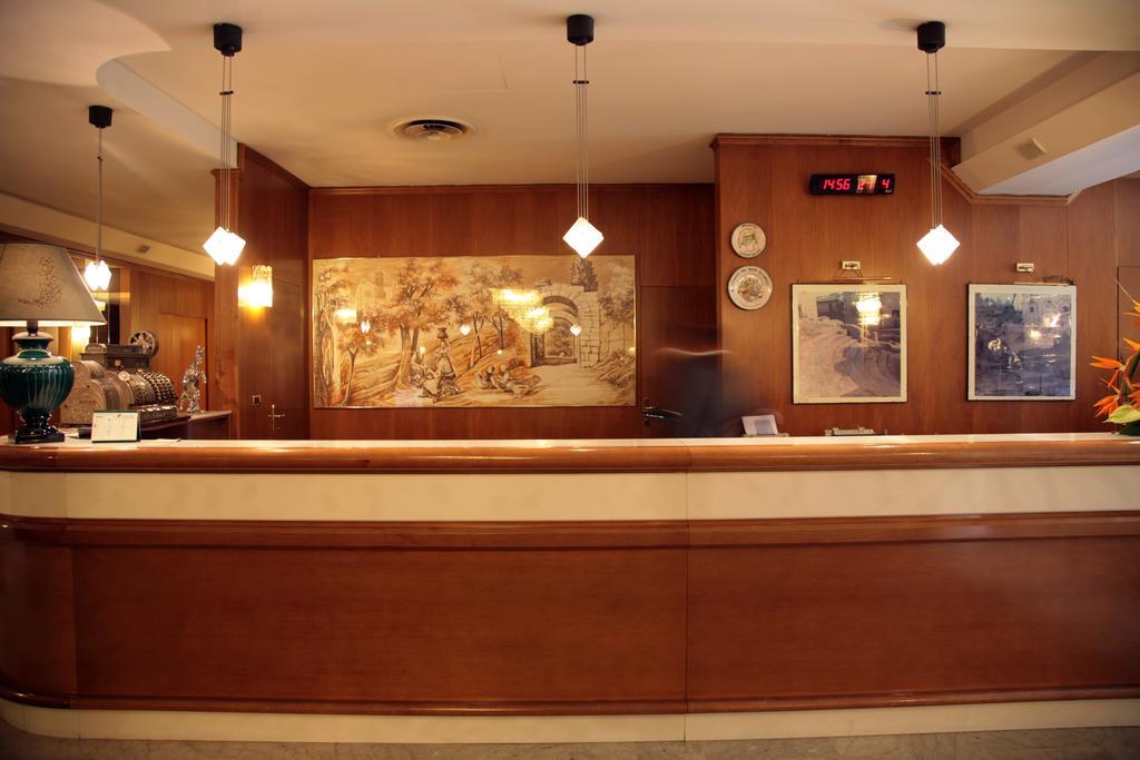 Hotel Bassetto Ferentino Kültér fotó