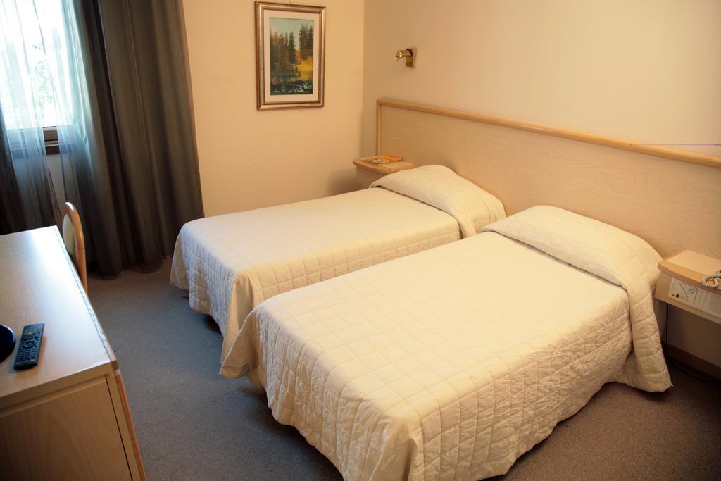 Hotel Bassetto Ferentino Kültér fotó
