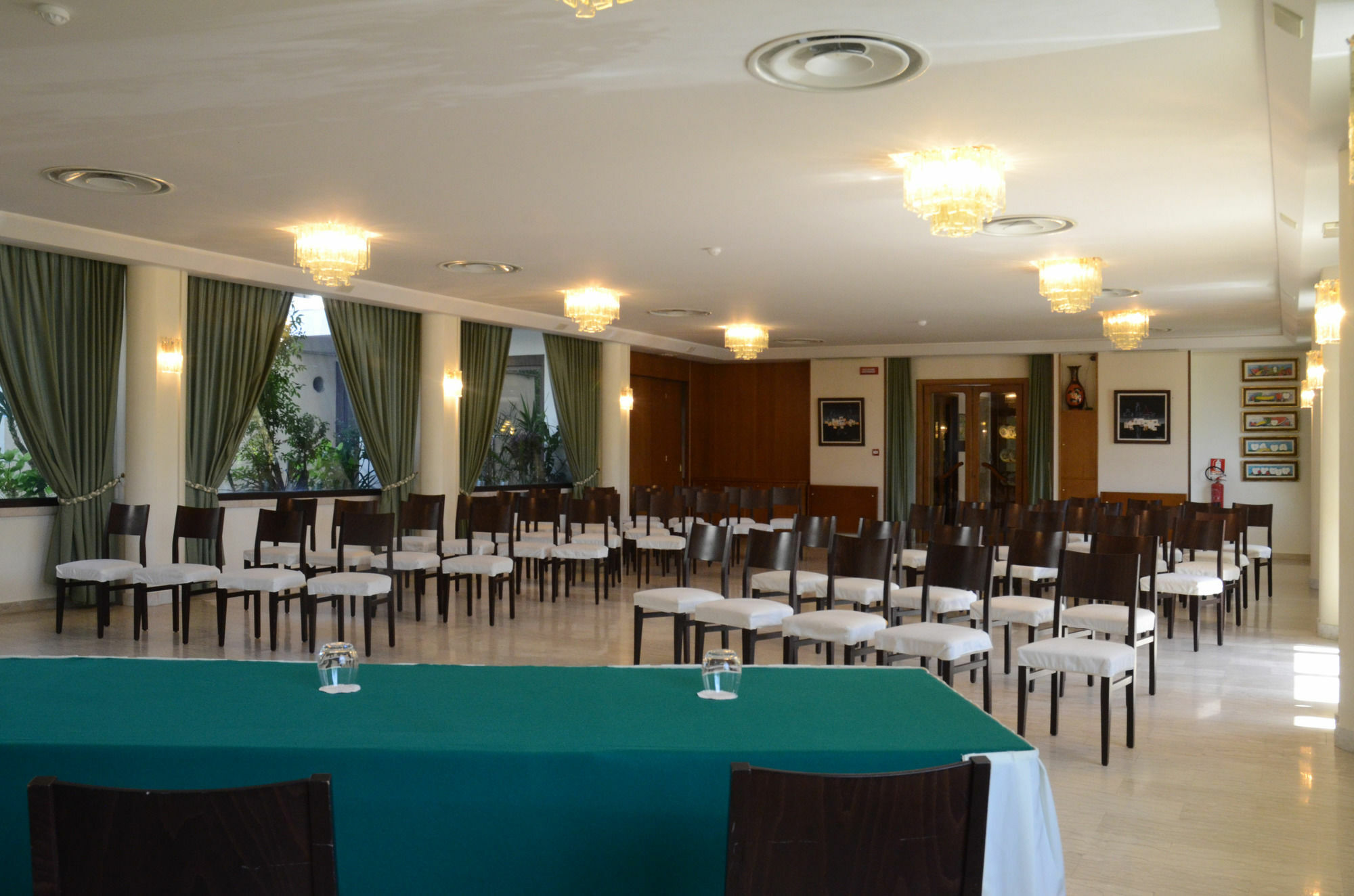 Hotel Bassetto Ferentino Kültér fotó