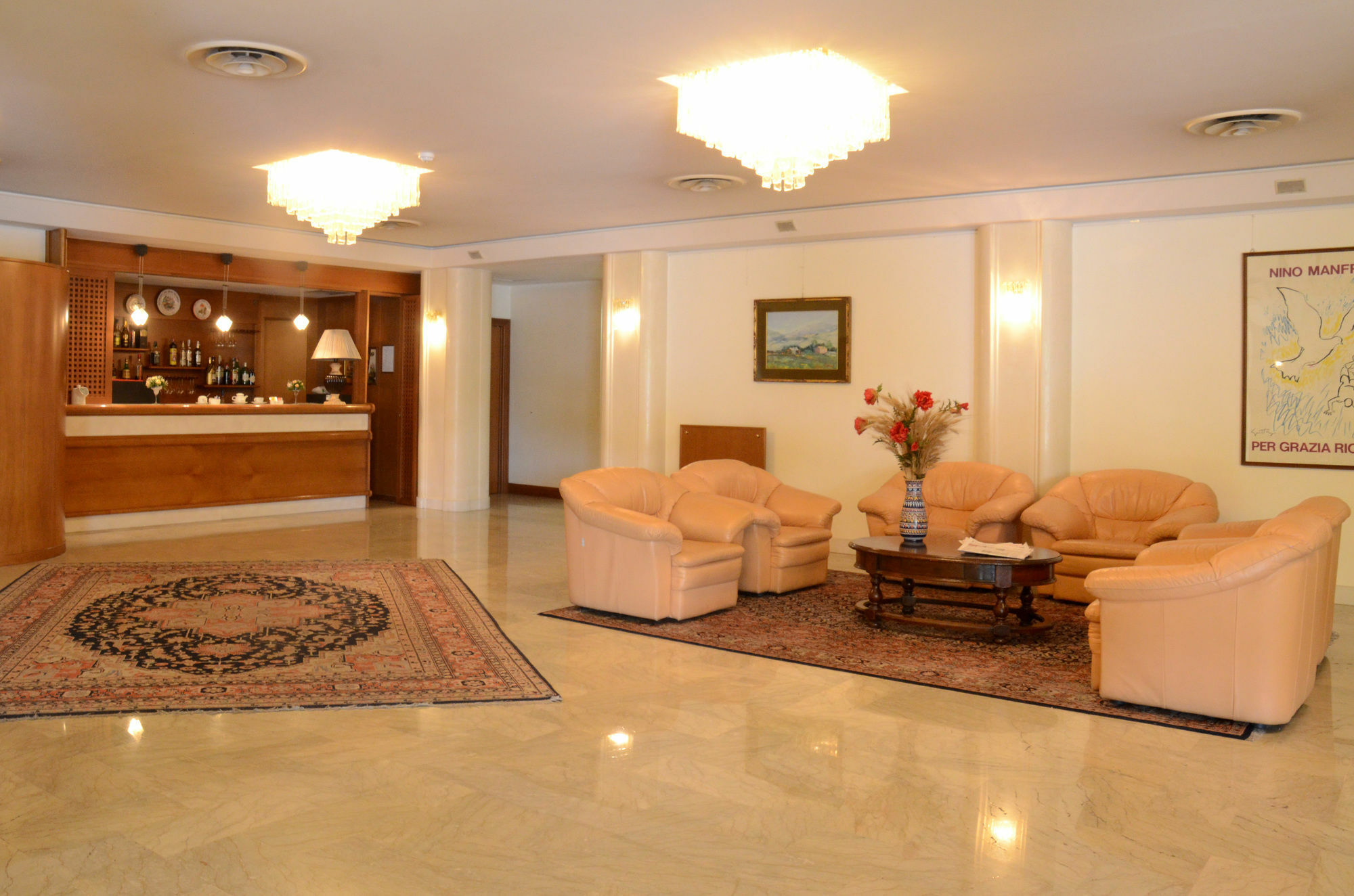 Hotel Bassetto Ferentino Kültér fotó